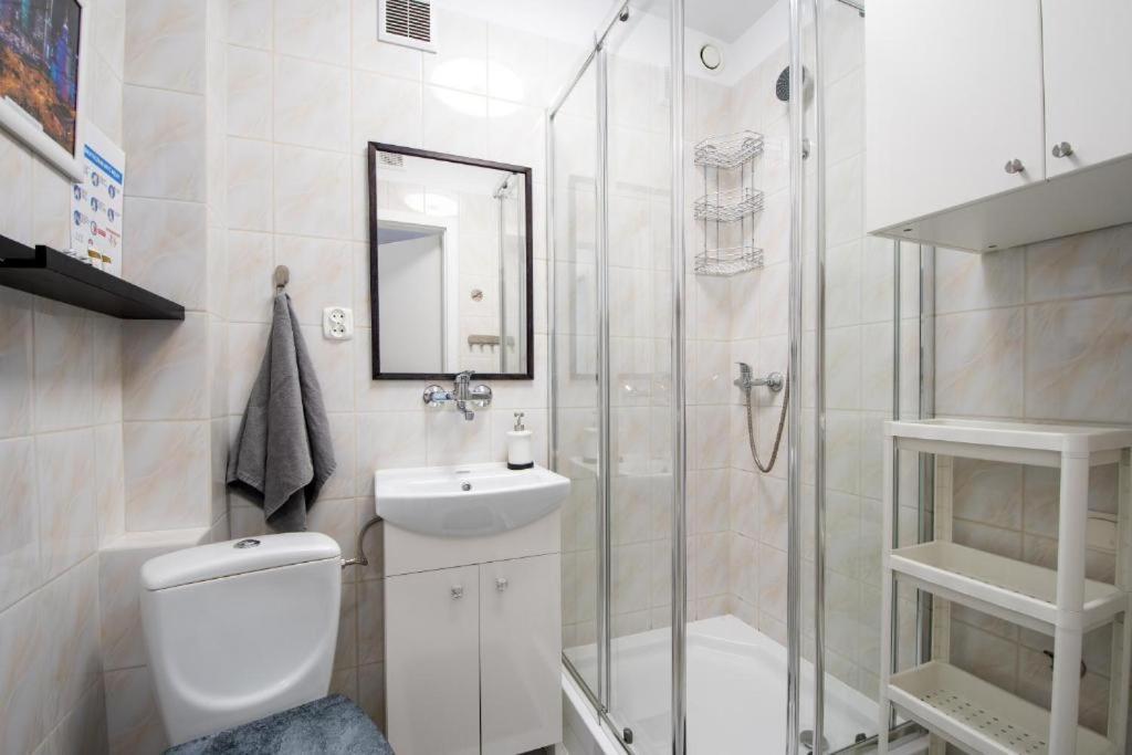 Wysmienity Apartament Miodowy Kołobrzeg Exterior foto